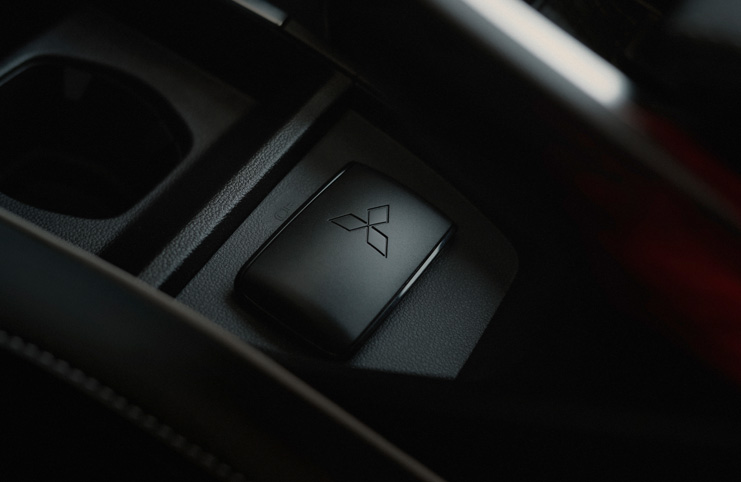 Kulcs nélküli működtetés (KOS) Kulcs nélküli működtetés (KOS)